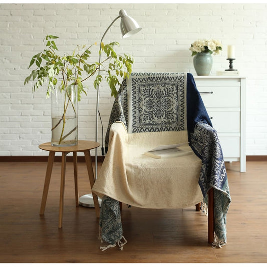 Jeté De Chaise - LoCo LeCovers